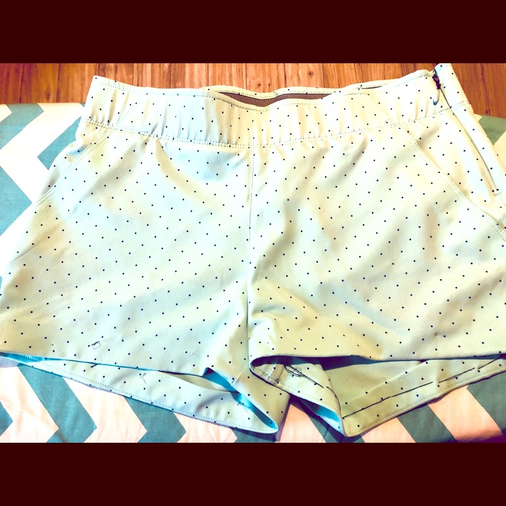 Under Armour Women’s Polka Dot Golf Shorts